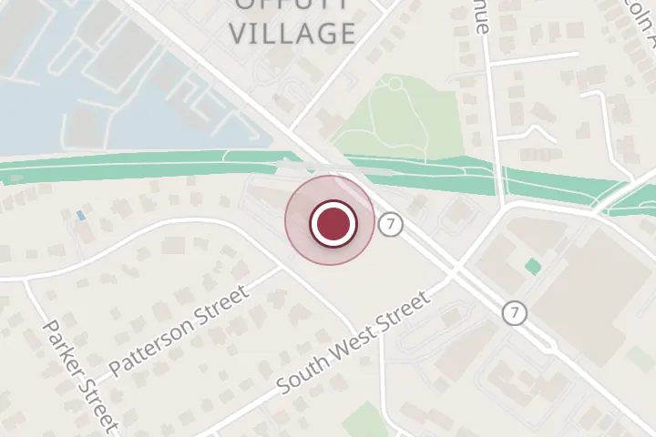 Street map around 1051 W Broad St, Falls Church, with a pin at 10 Pizza | NY Style Pizza – Falls Church