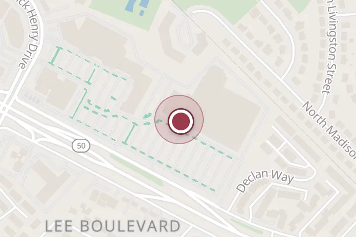 Street map around 6100 Arlington Blvd, Falls Church, with a pin at Banfield Pet Hospital
