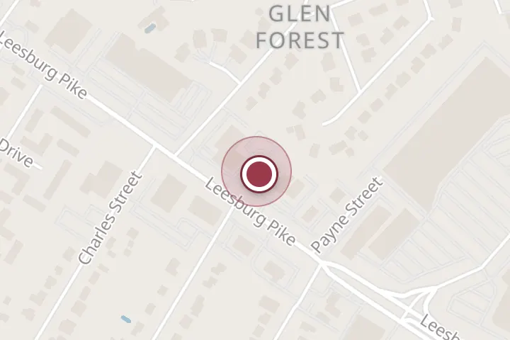 Street map around 5878 Leesburg Pike, Falls Church, with a pin at Duangrat's Thai Restaurant