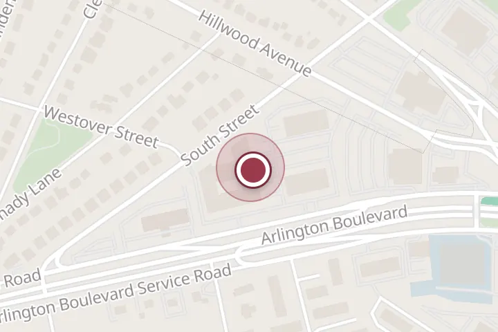 Street map around 6410 Arlington Blvd Ste J, Falls Church, with a pin at Hodges Fitness – Falls Church