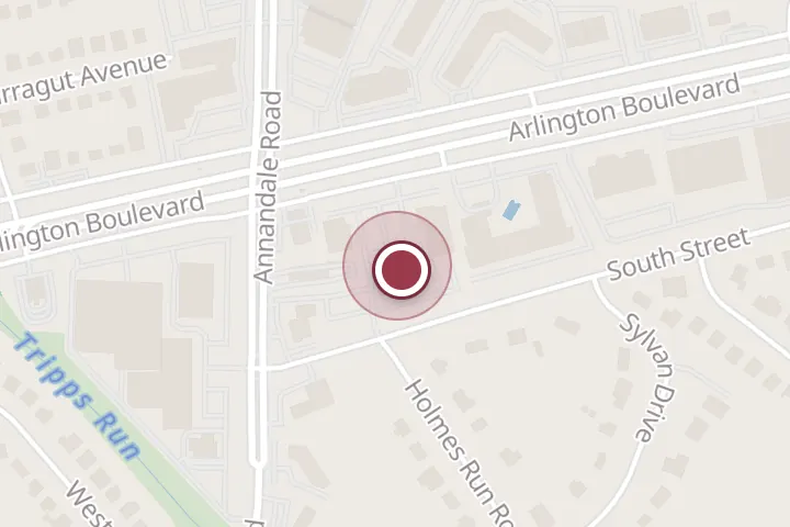 Street map around 6647 Arlington Blvd, Falls Church, with a pin at Infini-Tea