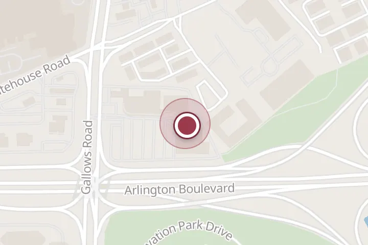Street map around 8102 Arlington Blvd, Falls Church, with a pin at Pho Cyclo Vietnamese
