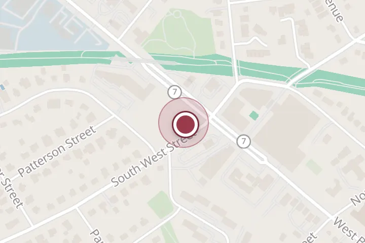 Street map around 1001 W Broad St, Falls Church, with a pin at Tatte Bakery & Cafe | Falls Church