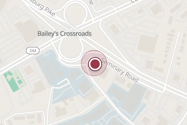 Street map around 5715, 5719 Leesburg Pike, Falls Church, with a pin at Towing service y venta de llantas usadas